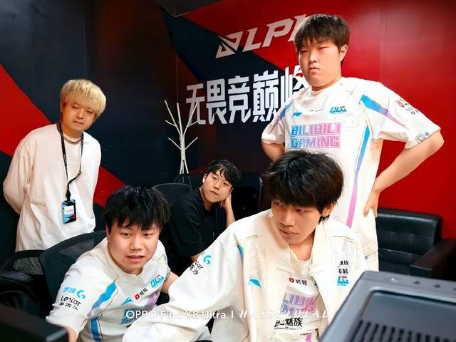 的奋力追赶