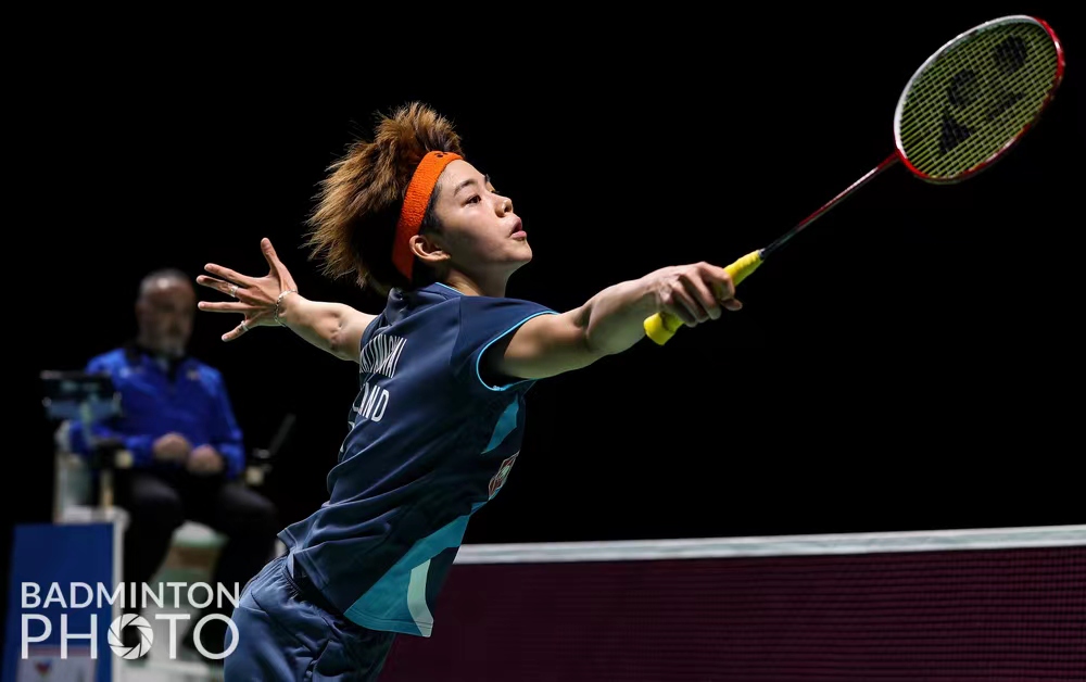 够摆脱目前 够摆脱目前