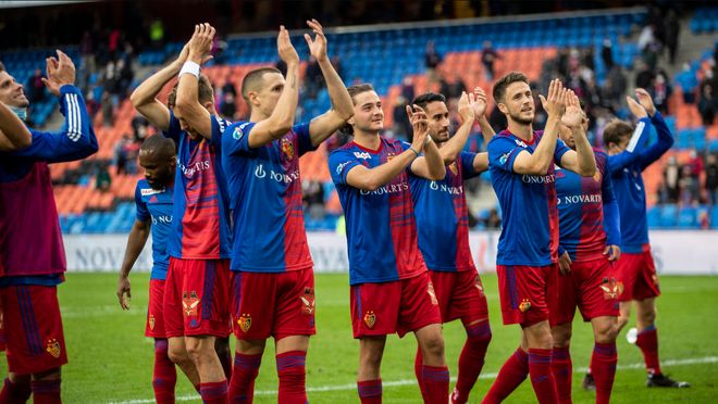 功闯入半决 功闯入半决