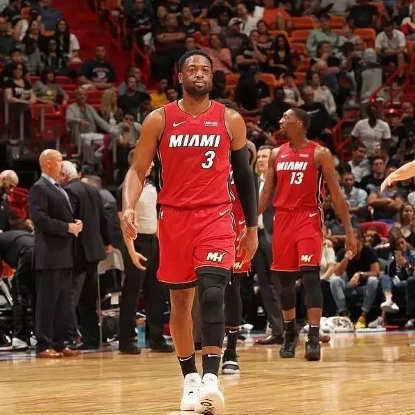 落后时无组 落后时无组